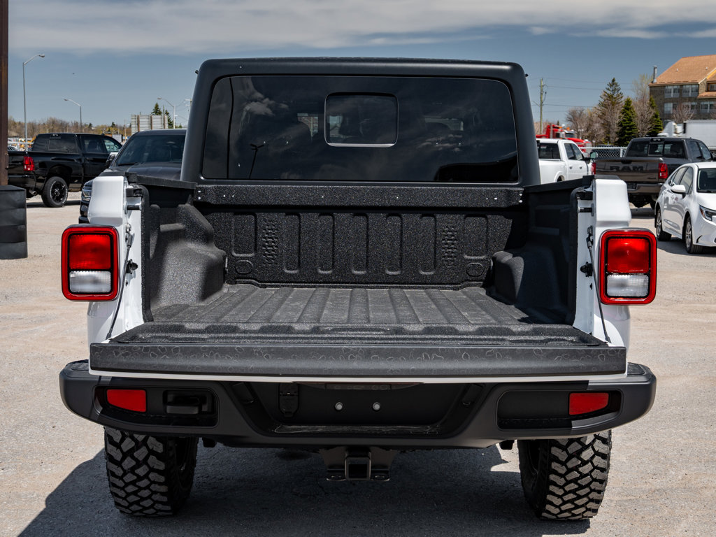 New 2026 Jeep Gladiator Willys Willys 4x4 for sale online - Ontario Approved
