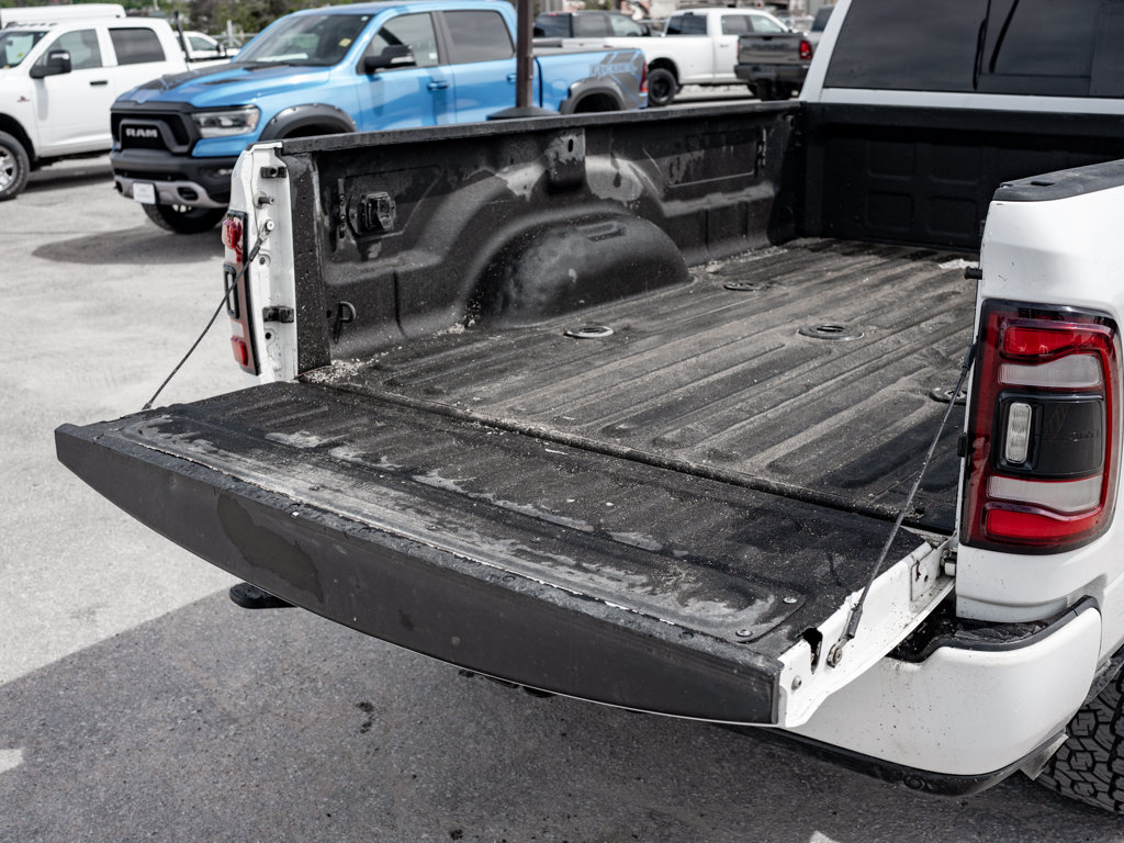 Used 2019 Ram 2500 Big Horn Big Horn 4x4 Crew Cab 8' Box for sale online - Ontario Approved