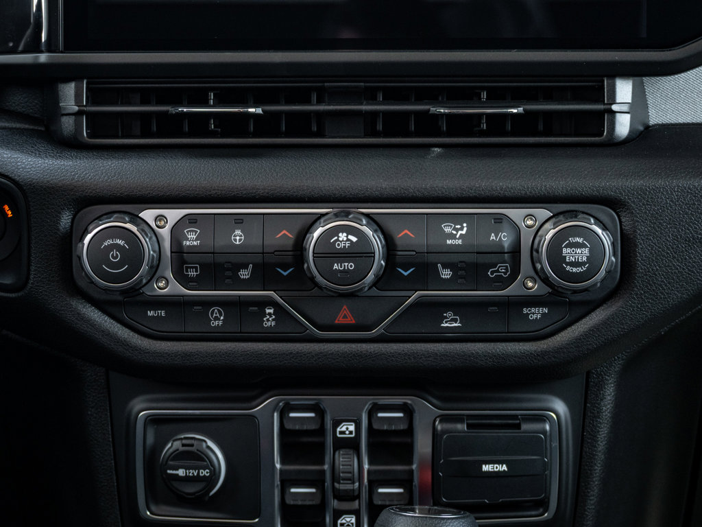 New 2026 Jeep Gladiator Willys Willys 4x4 for sale online - Ontario Approved