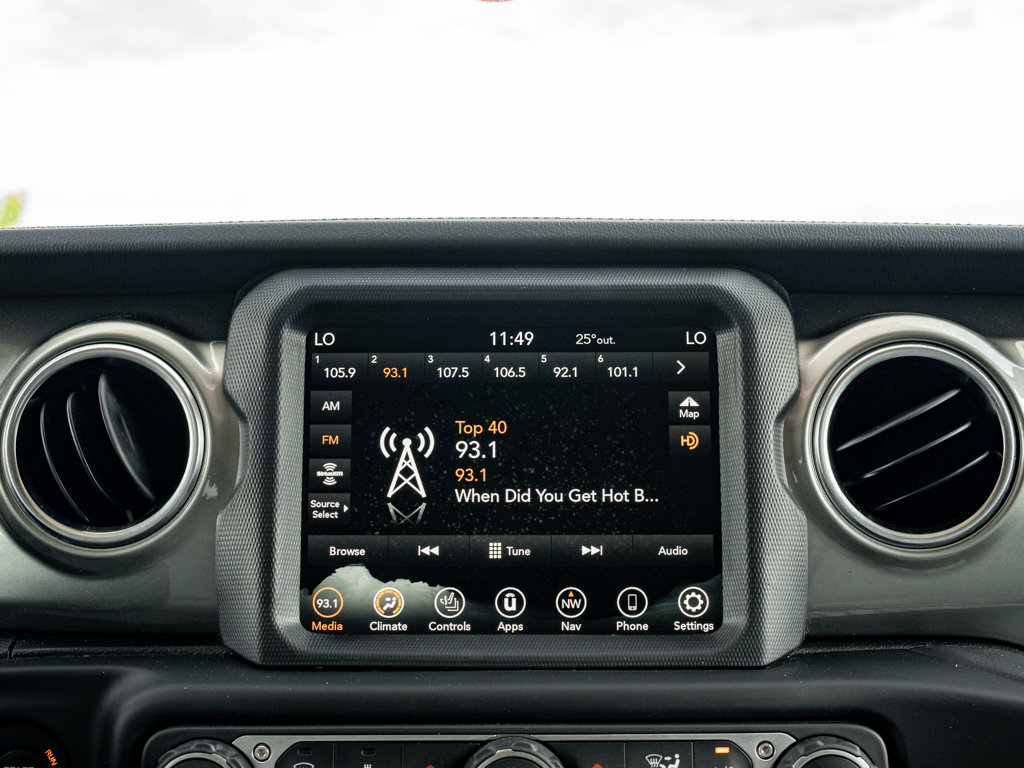 Used 2021 Jeep Wrangler Unlimited Sahara Unlimited Sahara 4x4 for sale online - Ontario Approved