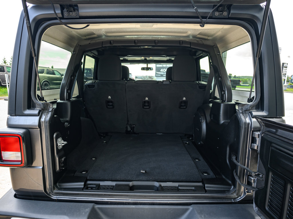 Used 2021 Jeep Wrangler Unlimited Willys Unlimited Willys 4x4 for sale online - Ontario Approved