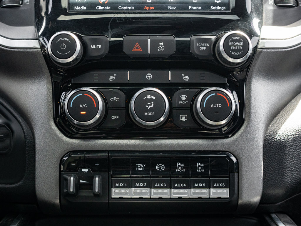 Used 2019 Ram 2500 Big Horn Big Horn 4x4 Crew Cab 8' Box for sale online - Ontario Approved