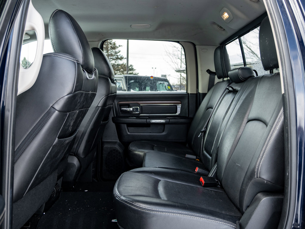 Used 2016 Ram 1500 Laramie 4WD Crew Cab 140.5 Laramie for sale online - Ontario Approved