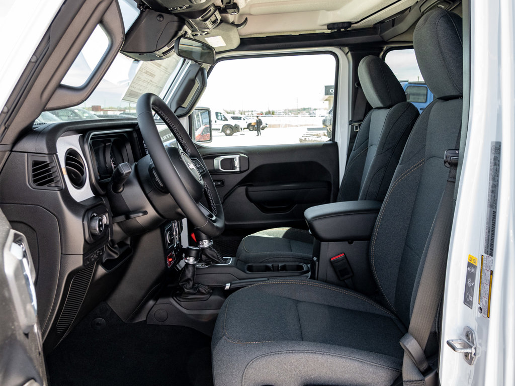 New 2026 Jeep Gladiator Willys Willys 4x4 for sale online - Ontario Approved