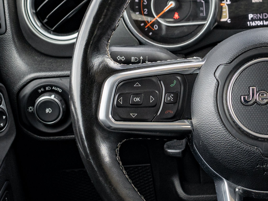 Used 2021 Jeep Wrangler Unlimited Sahara Unlimited Sahara 4x4 for sale online - Ontario Approved