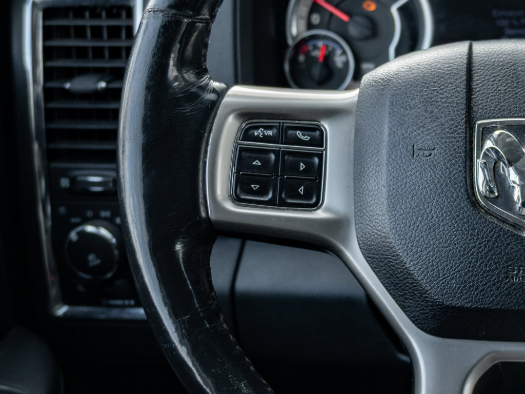 Used 2016 Ram 1500 Laramie 4WD Crew Cab 140.5 Laramie for sale online - Ontario Approved